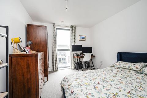 3 bedroom flat for sale, 36 St Pauls Way, London E3