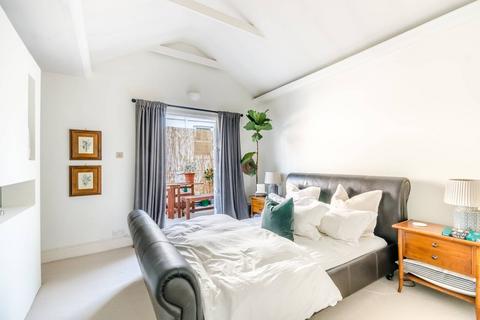 2 bedroom house for sale, Normand Mews, Barons Court, London, W14