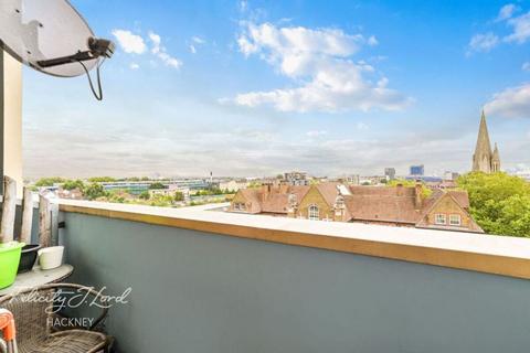 2 bedroom flat for sale, Wisteria Apartments, Chatham Place, Hackney, E9