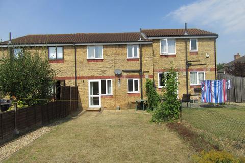 3 bedroom terraced house to rent, Peppercorn Walk, Hitchin, SG4