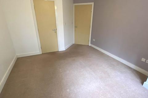 29 Baldwins Close, Royton, Oldham, OL2 5FG