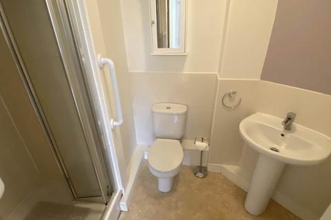 29 Baldwins Close, Royton, Oldham, OL2 5FG