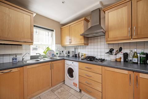 3 bedroom flat for sale, Ensign Street, Tower Hill, London, E1