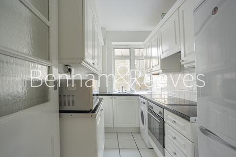 3 bedroom apartment to rent, Old Brompton Road, Kensington SW5