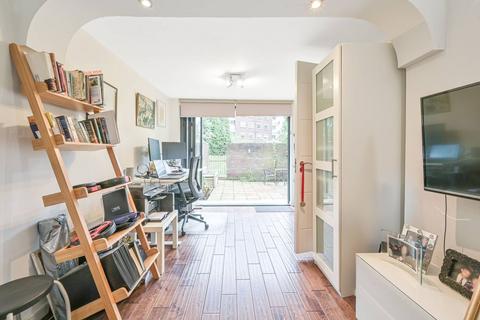 4 bedroom terraced house for sale, Linksway, Holders Hill, London, NW4