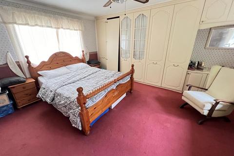 Hanily House Crab Lane, Bobbington, Stourbridge, DY7 5DZ