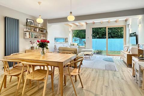17 Mander Way, Cambridge, CB1 7SF