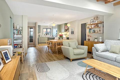 17 Mander Way, Cambridge, CB1 7SF