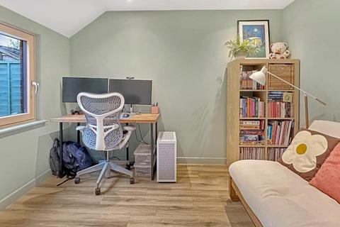 17 Mander Way, Cambridge, CB1 7SF