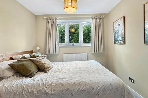 17 Mander Way, Cambridge, CB1 7SF