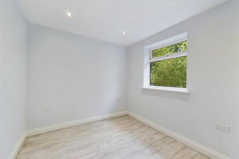 2 bedroom house to rent, Clarke Dell, Sheffield