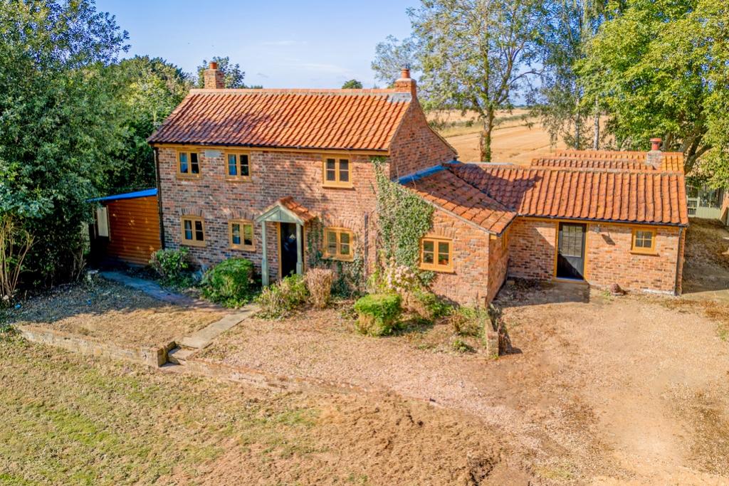 Strawberry Cottage (Whaplode St Catherines)-2