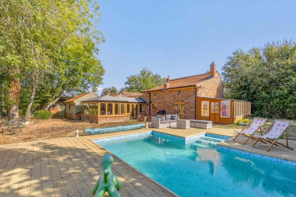 Strawberry Cottage (Whaplode St Catherines)-12