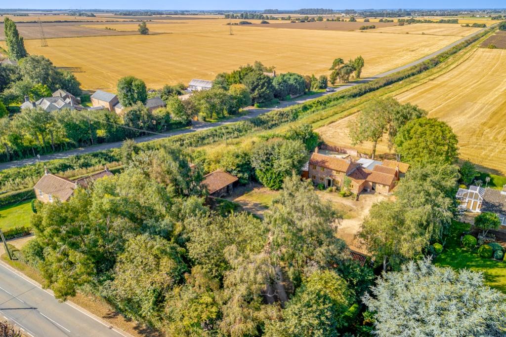 Strawberry Cottage (Whaplode St Catherines)-1