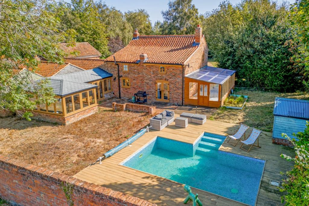 Strawberry Cottage (Whaplode St Catherines)-3