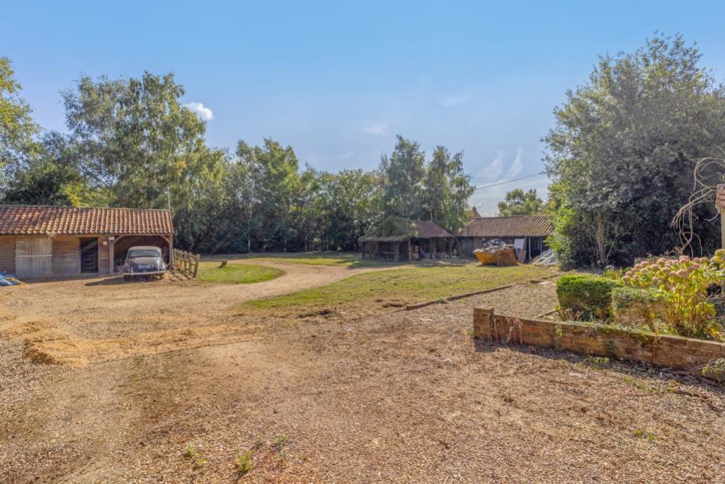 Strawberry Cottage (Whaplode St Catherines)-11