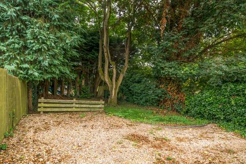 1 bedroom flat for sale, Upper Hale Road, Farnham, GU9