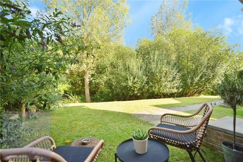 5 Apple Tree Close, Halstead, CO9 2TL