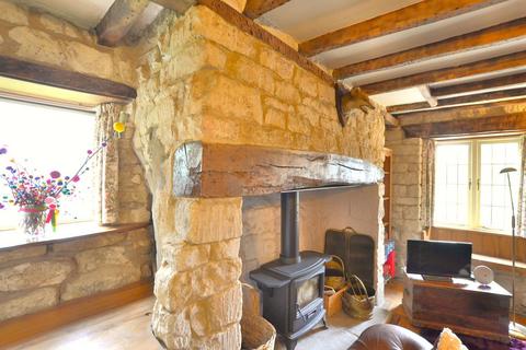 Knoll Cottage Upton Hill, Upton St Leonards, Gloucester, GL4 8DB