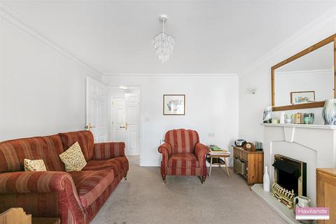 1 bedroom retirement property for sale, Pegasus Court, Winchmore Hill, N21