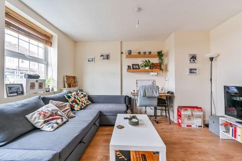 2 bedroom maisonette for sale, Denison Road, London, SW19 2DJ