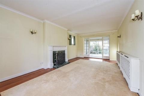 5 bedroom detached house for sale, Winchester Road, Andover