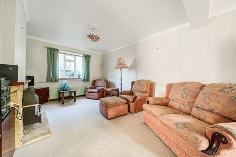 70 Southway, Guildford, GU2 8DF