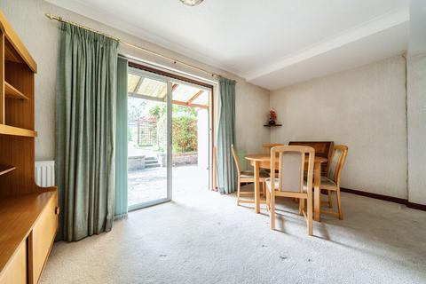 70 Southway, Guildford, GU2 8DF