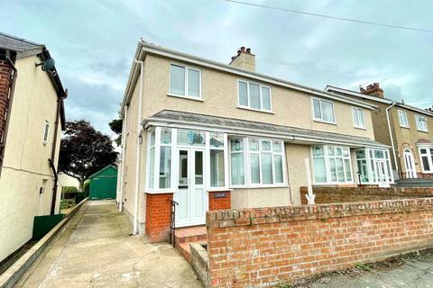 3 bedroom semi-detached house for sale, Llewelyn Avenue, Glan Conwy