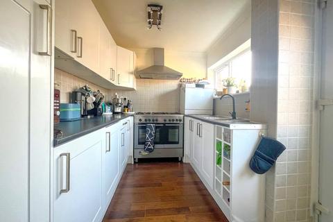 3 bedroom end of terrace house for sale, Cricket Field Green, Moor End Spout, Nailsea, BS48