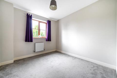 2 bedroom flat for sale, High Wycombe,  Buckinghamshire,  HP11