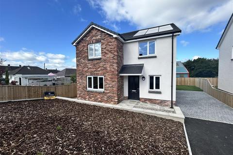 4 bedroom detached house for sale, Clos Gwyn, Tumble, Llanelli