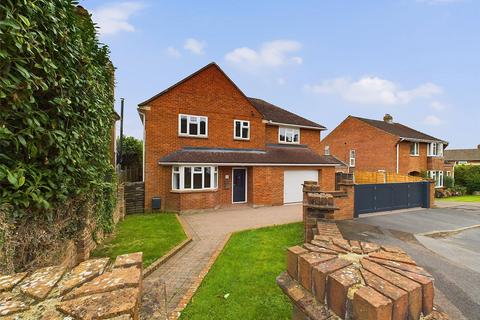 4 bedroom detached house for sale, Cowley Road, Tuffley, Gloucester, Gloucestershire, GL4