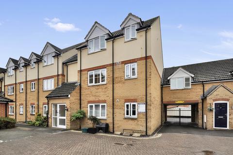 2 bedroom flat for sale, Northfield Court, Pollards Way