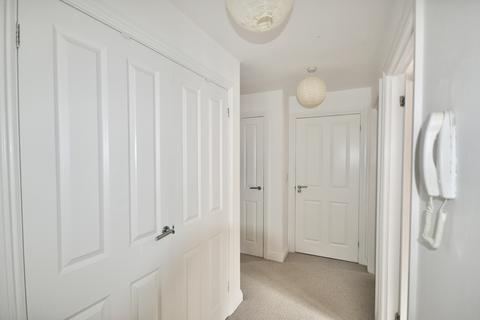 2 bedroom flat for sale, Northfield Court, Pollards Way