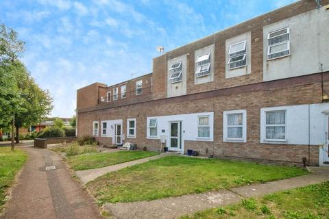 2 bedroom apartment for sale, The Renown, Shoeburyness, Southend-on-Sea