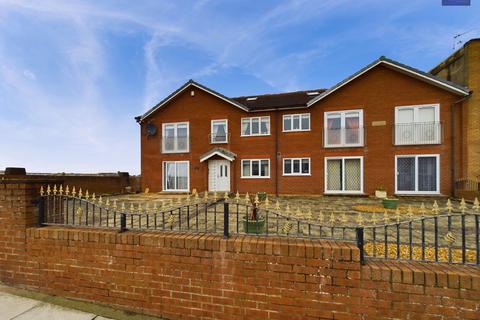undefined, Harrowside, Harrowside Brow, FY4