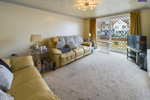1 bedroom apartment for sale, Harrowside, Harrowside Brow, FY4