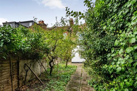 3 bedroom terraced house for sale, Wellfield Road, London SW16