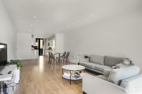 3 bedroom apartment for sale, Waterman House, Forrester Way, Stratford, E15