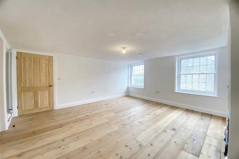 3 bedroom flat for sale, Bridport