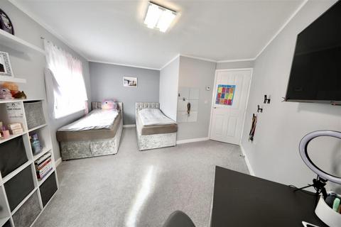 1 Buxworth Close, Hull, HU3 5DZ
