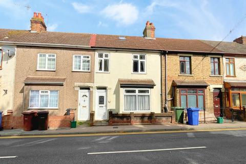 2 bedroom terraced house for sale, West Road, South Ockendon, Essex, RM15