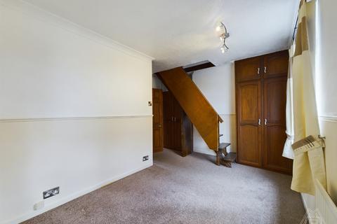 74 West Road, South Ockendon, RM15 6PH