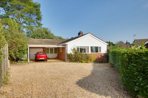 3 bedroom detached bungalow for sale, Romsey