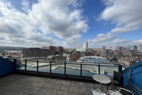 2 bedroom flat for sale, 1 Brewery Wharf, Waterloo Street, Leeds, West Yorkshire, LS10