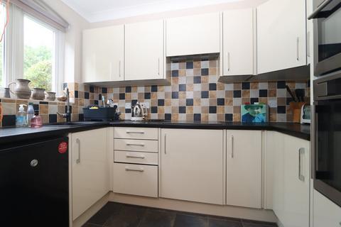 1 bedroom apartment for sale, Worcester Road, Hagley, Stourbridge, DY9