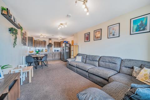 2 bedroom apartment for sale, Blueberry Court, Broadis Way, Rainham, RM13