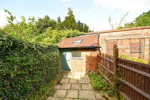 2 bedroom cottage for sale, Chipstead Lane, Sevenoaks, TN13