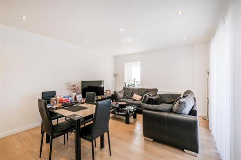 2 bedroom flat for sale, Arundel House, 1 Thornbury Way, Walthamstow